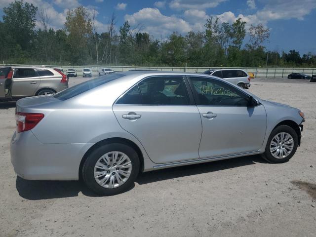  TOYOTA CAMRY 2012 Srebrny
