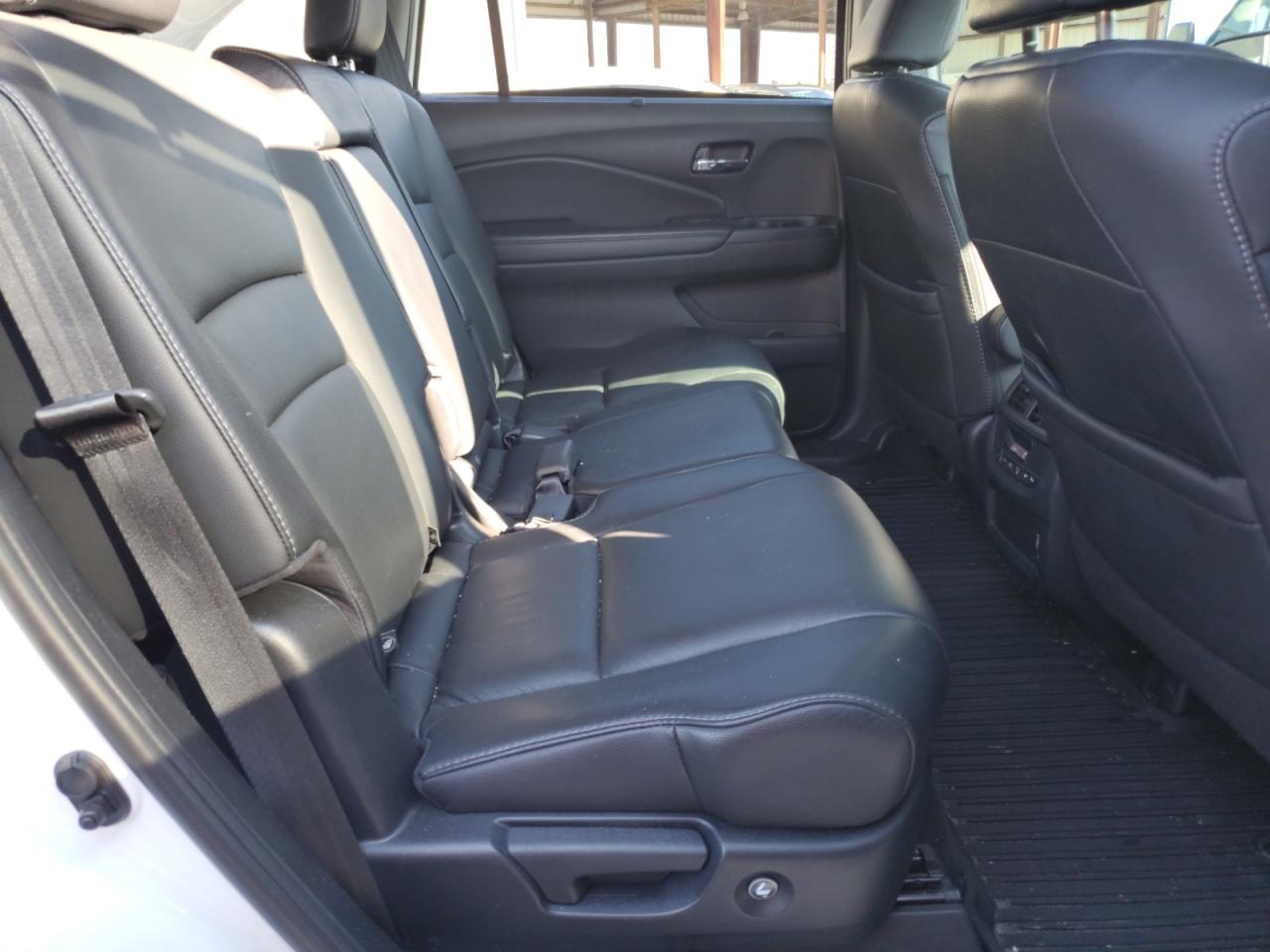 2021 Honda Pilot Se VIN: 5FNYF5H28MB033789 Lot: 69100675