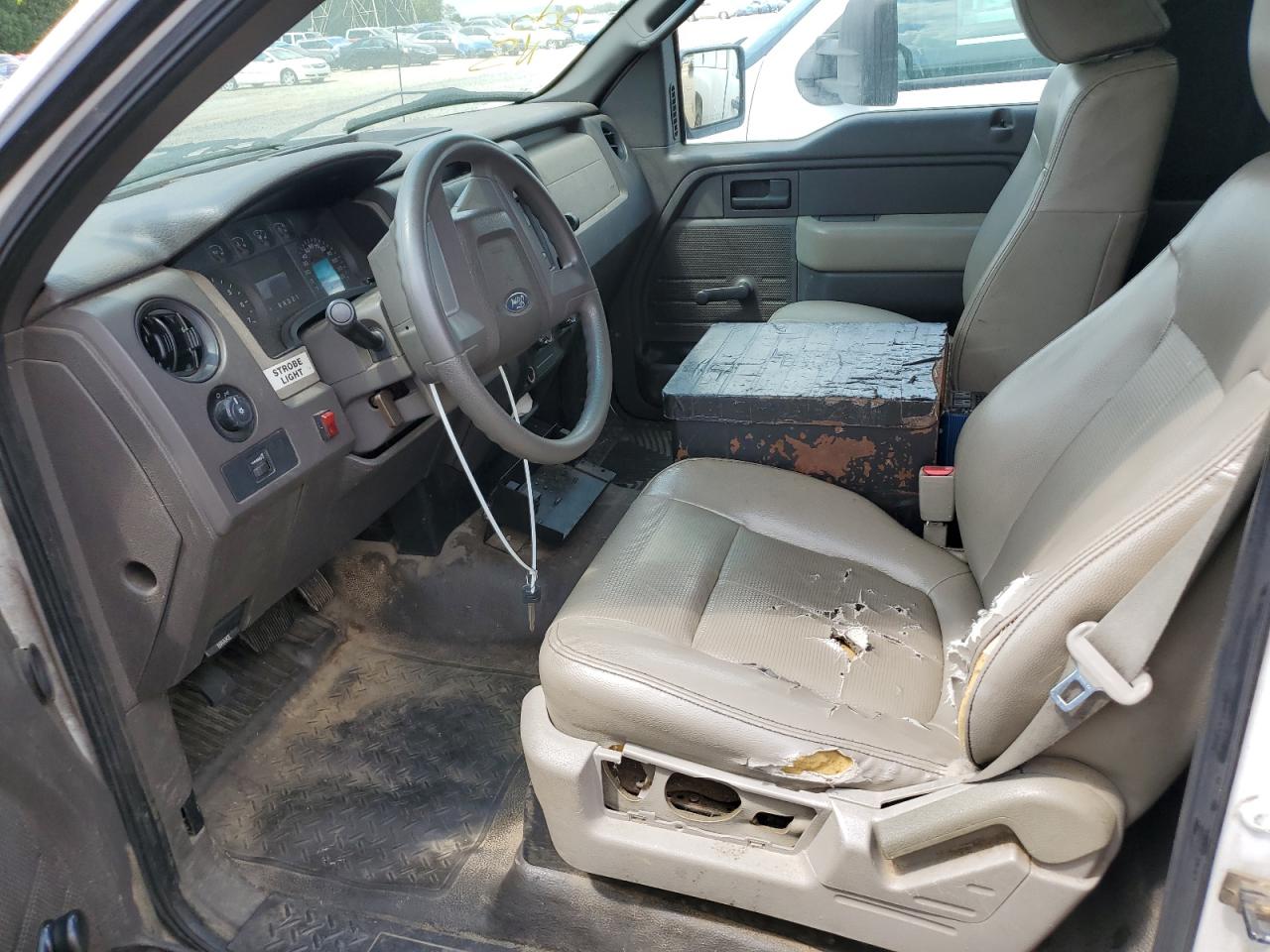 2010 Ford F150 VIN: 1FTMF1CW8AKA46476 Lot: 56376785