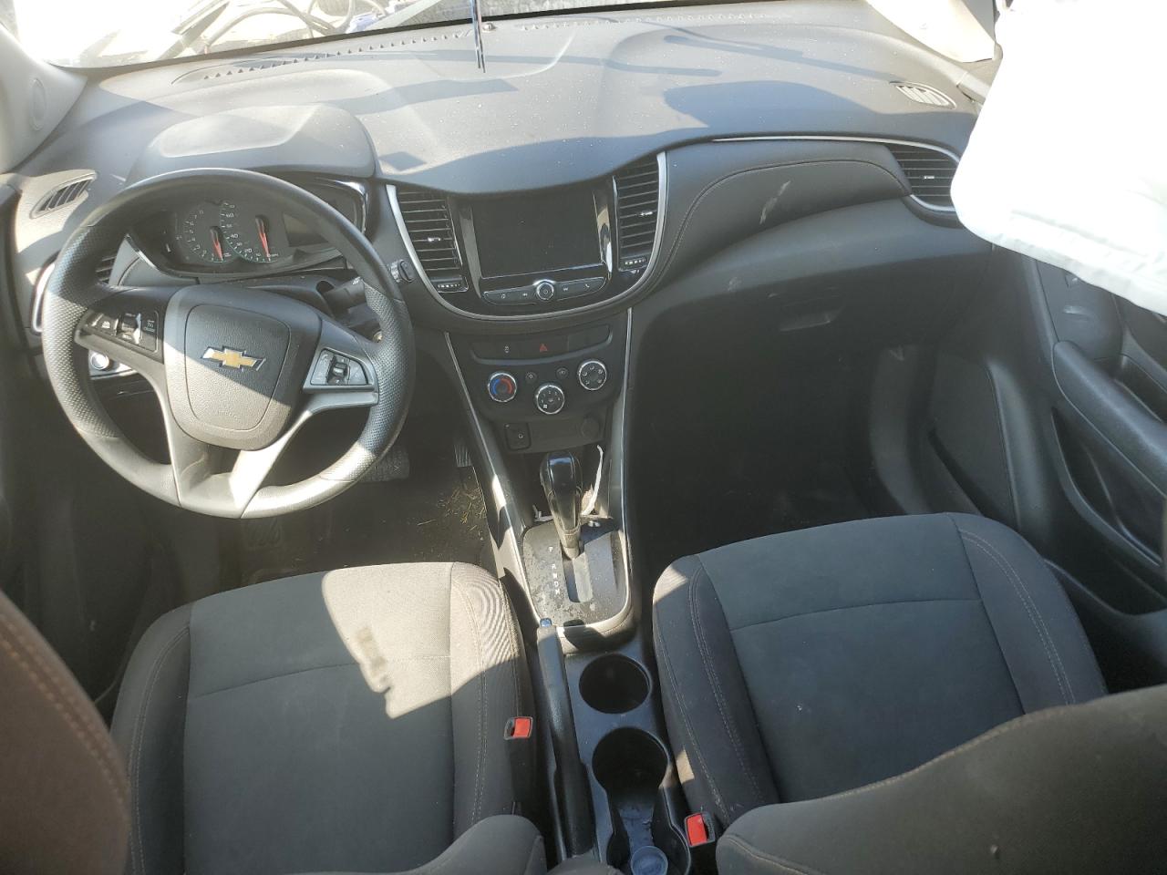 2019 Chevrolet Trax Ls VIN: 3GNCJKSB1KL374022 Lot: 69933425