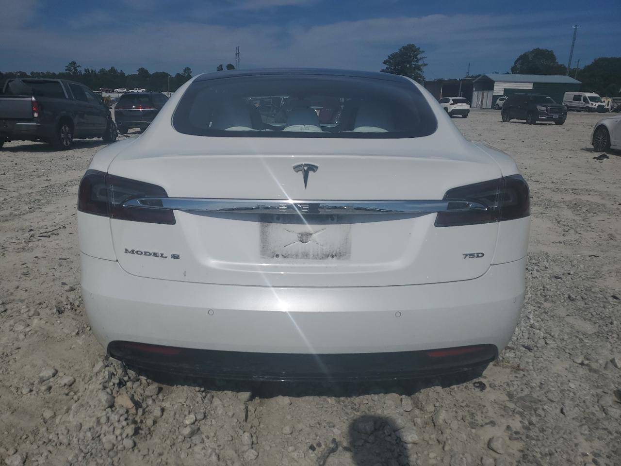 2018 Tesla Model S VIN: 5YJSA1E2XJF277473 Lot: 81557205