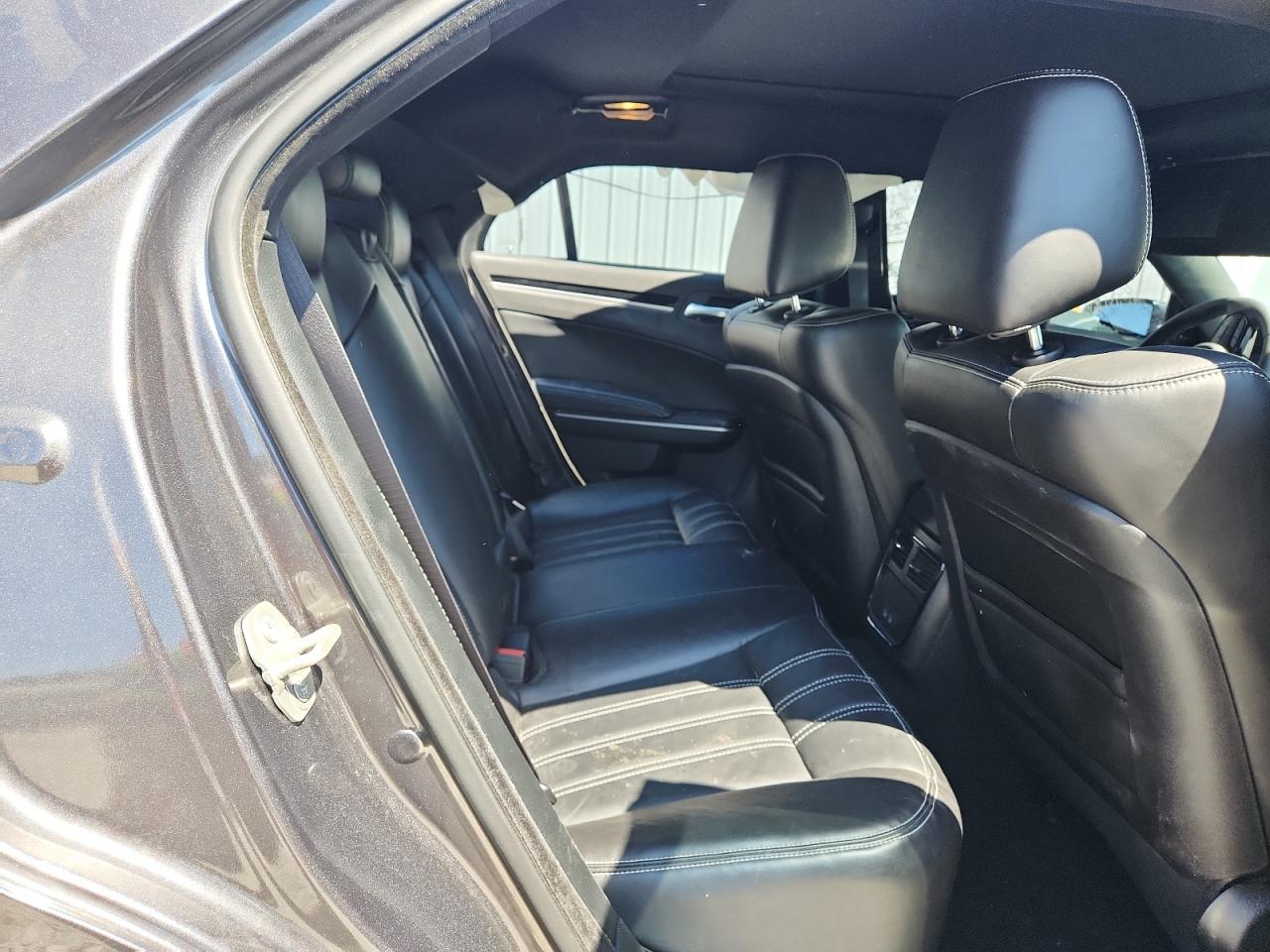2023 Chrysler 300 S VIN: 2C3CCABG9PH706351 Lot: 70459665