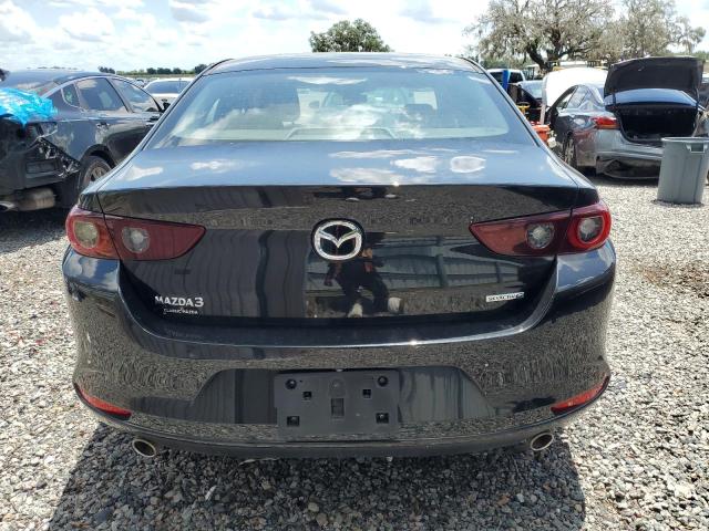  MAZDA 3 2022 Czarny