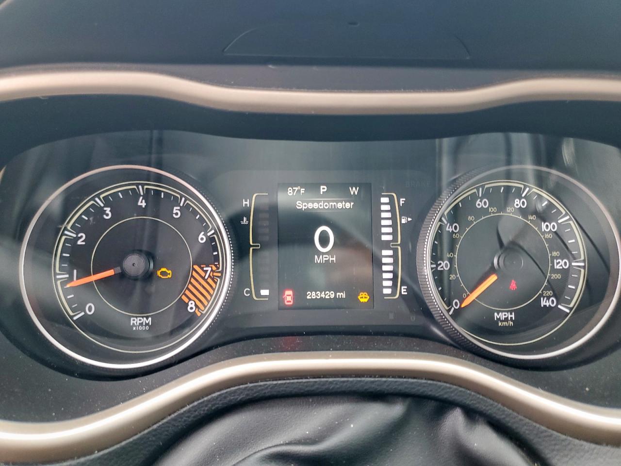 2015 Jeep Cherokee Latitude VIN: 1C4PJLCS1FW596574 Lot: 69290085