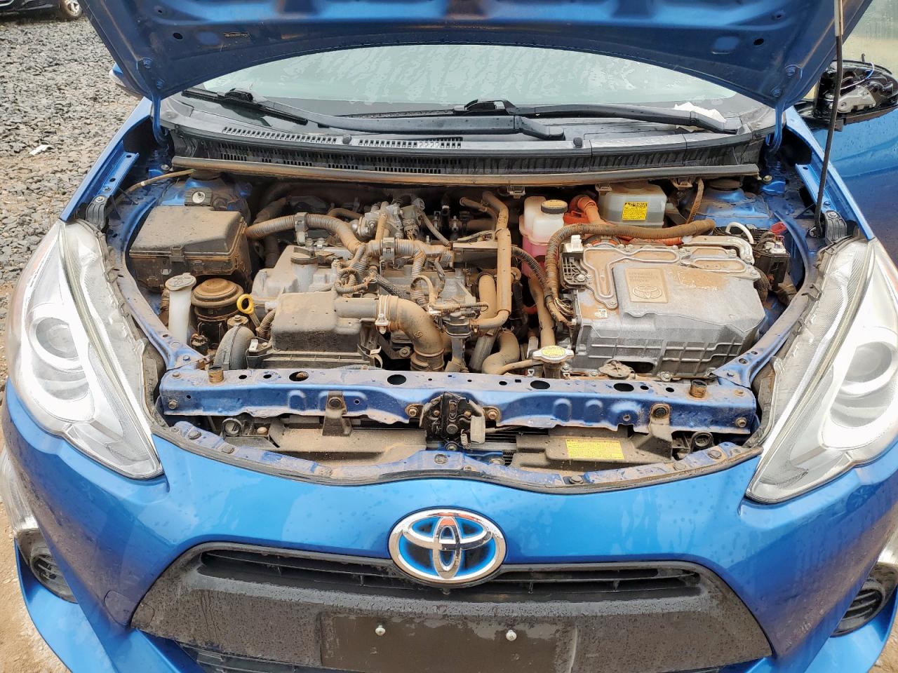 2015 Toyota Prius C VIN: JTDKDTB37F1581523 Lot: 70154105