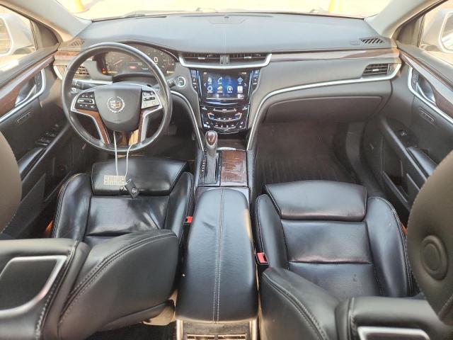 Sedans CADILLAC XTS 2014 Srebrny