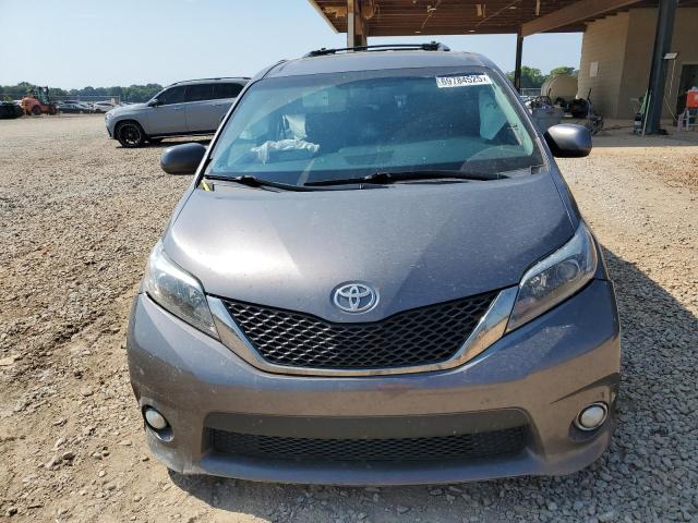  TOYOTA SIENNA 2017 Серый
