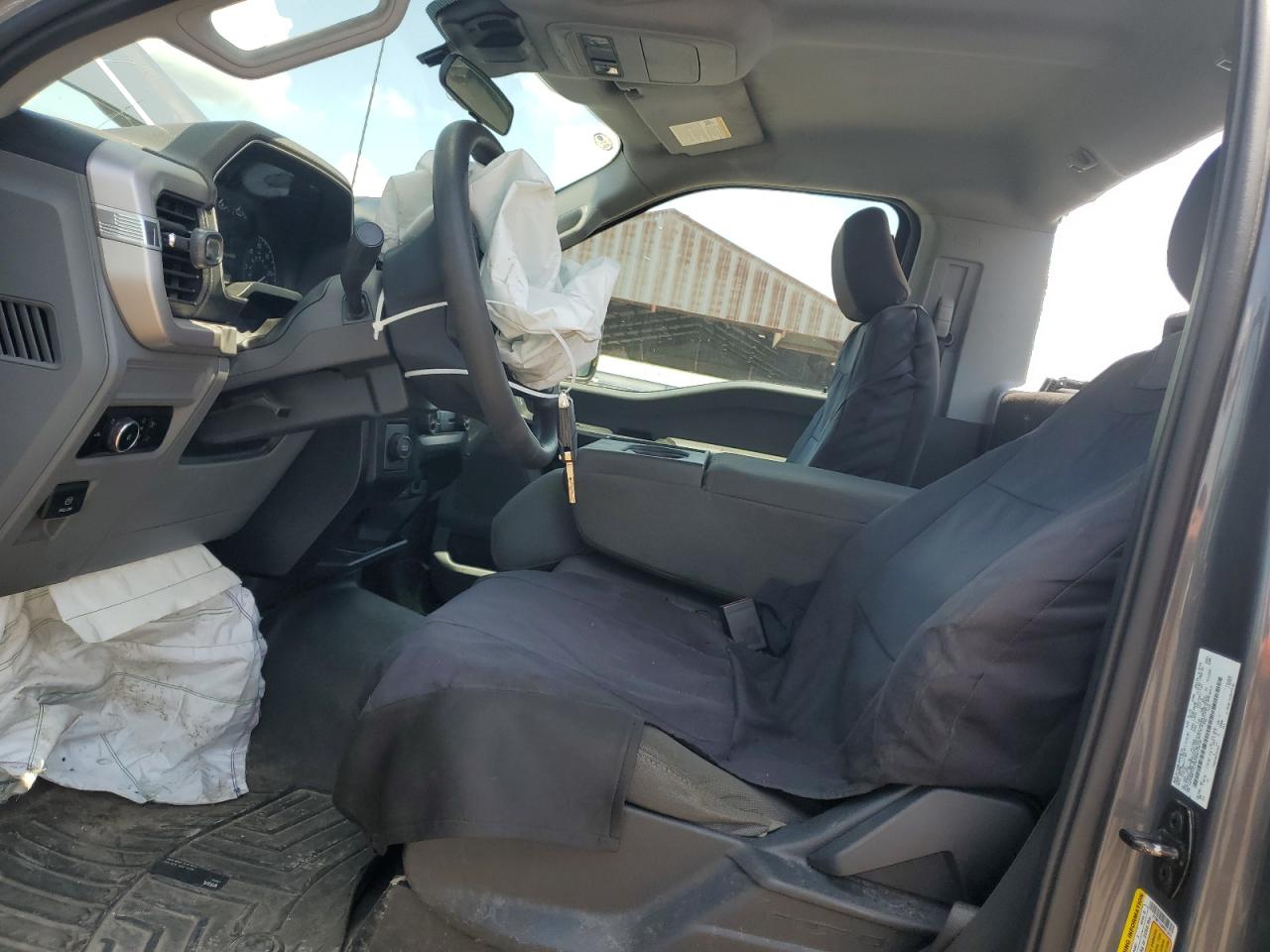 2023 Ford F150 VIN: 1FTMF1C59PKE73679 Lot: 67430955