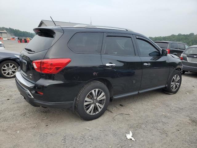  NISSAN PATHFINDER 2017 Черный