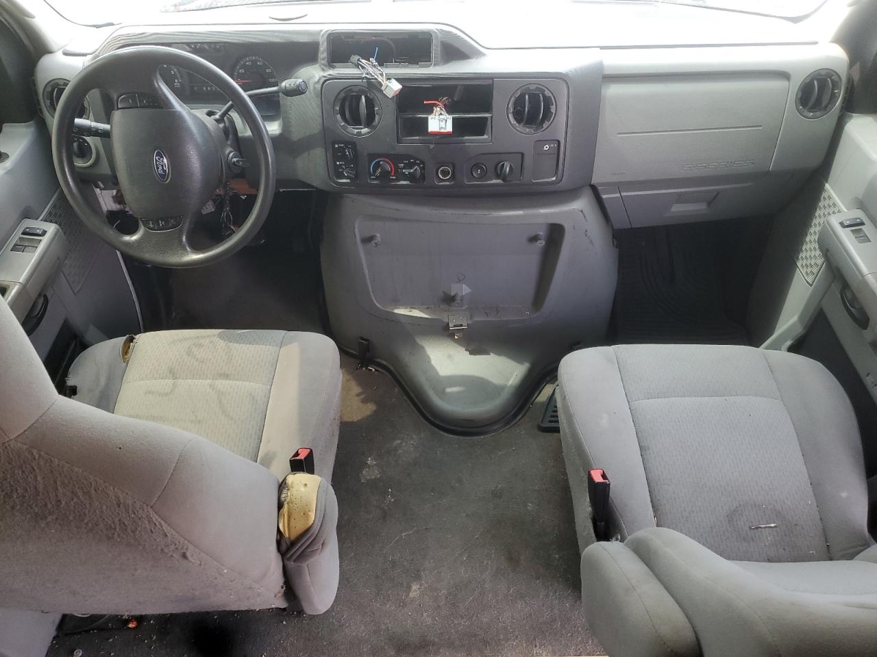 2009 Ford Econoline E350 Super Duty Wagon VIN: 1FBNE31L09DA79214 Lot: 68339545