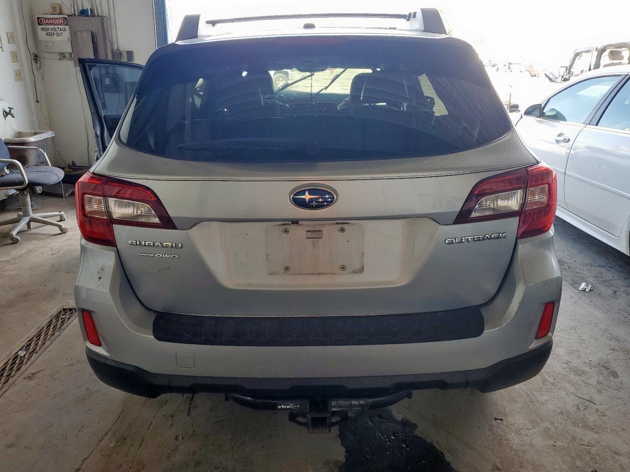 2015 Subaru Outback 2.5I Limited VIN: 4S4BSBJC3F3250195 Lot: 69860195