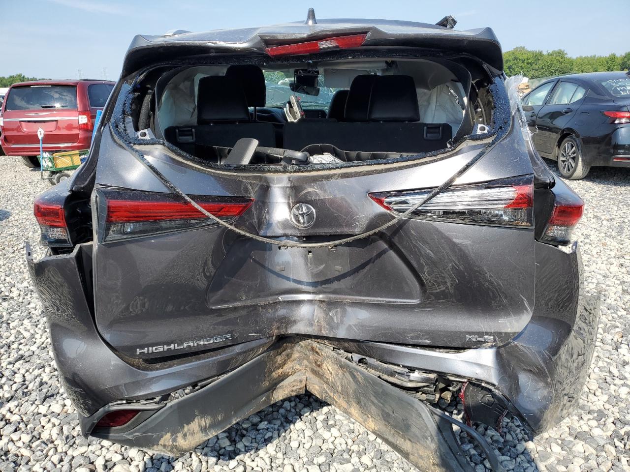 2022 Toyota Highlander Xle VIN: 5TDGZRAH6NS127675 Lot: 68018805