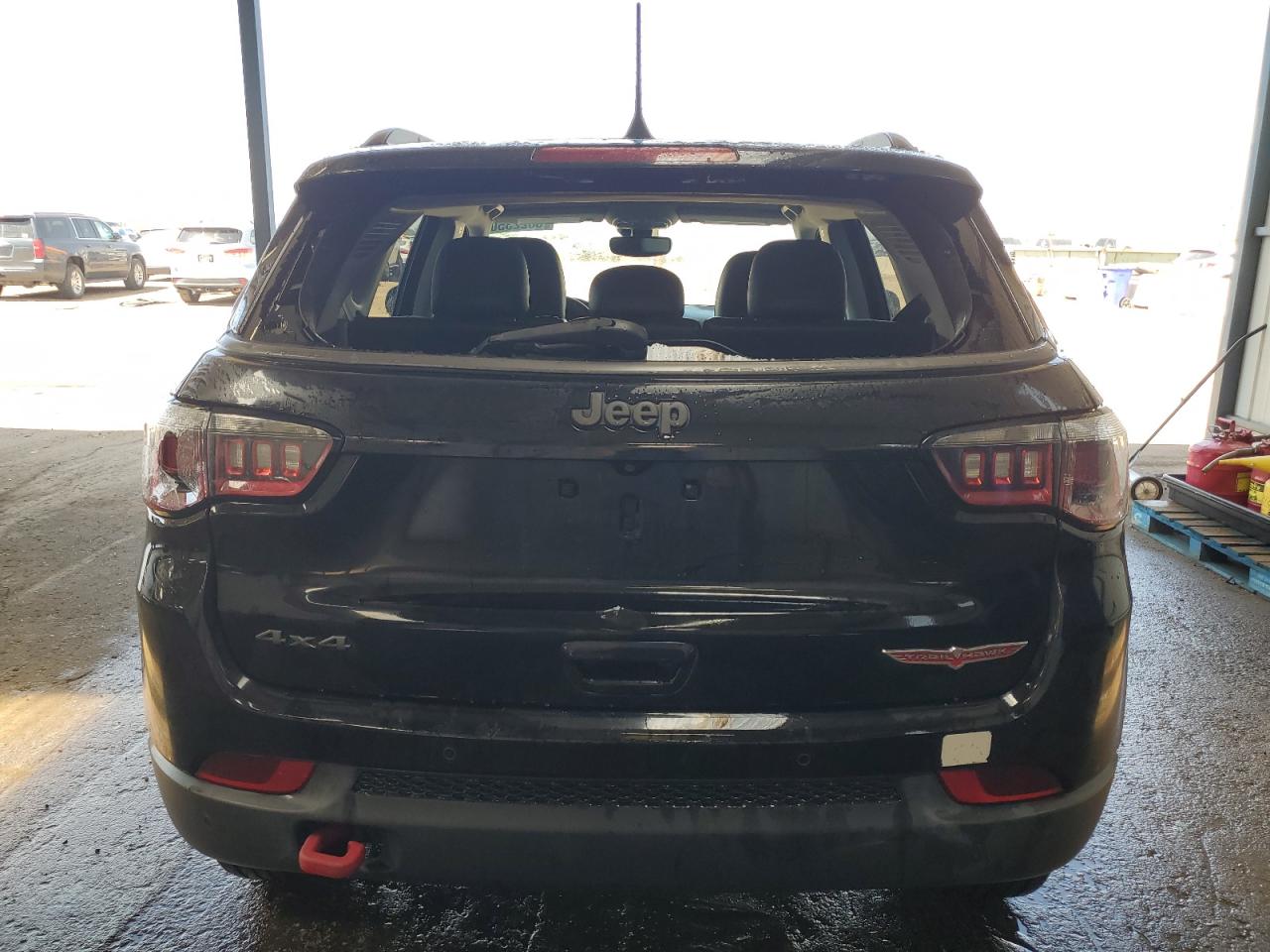 2018 Jeep Compass Trailhawk VIN: 3C4NJDDB8JT129064 Lot: 68223505