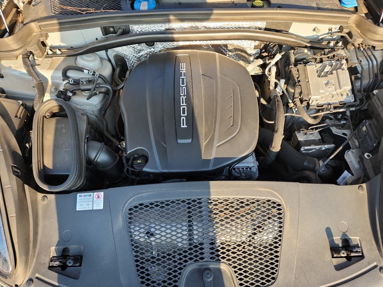 2020 Porsche Macan VIN: WP1AA2A53LLB05642 Lot: 69314625