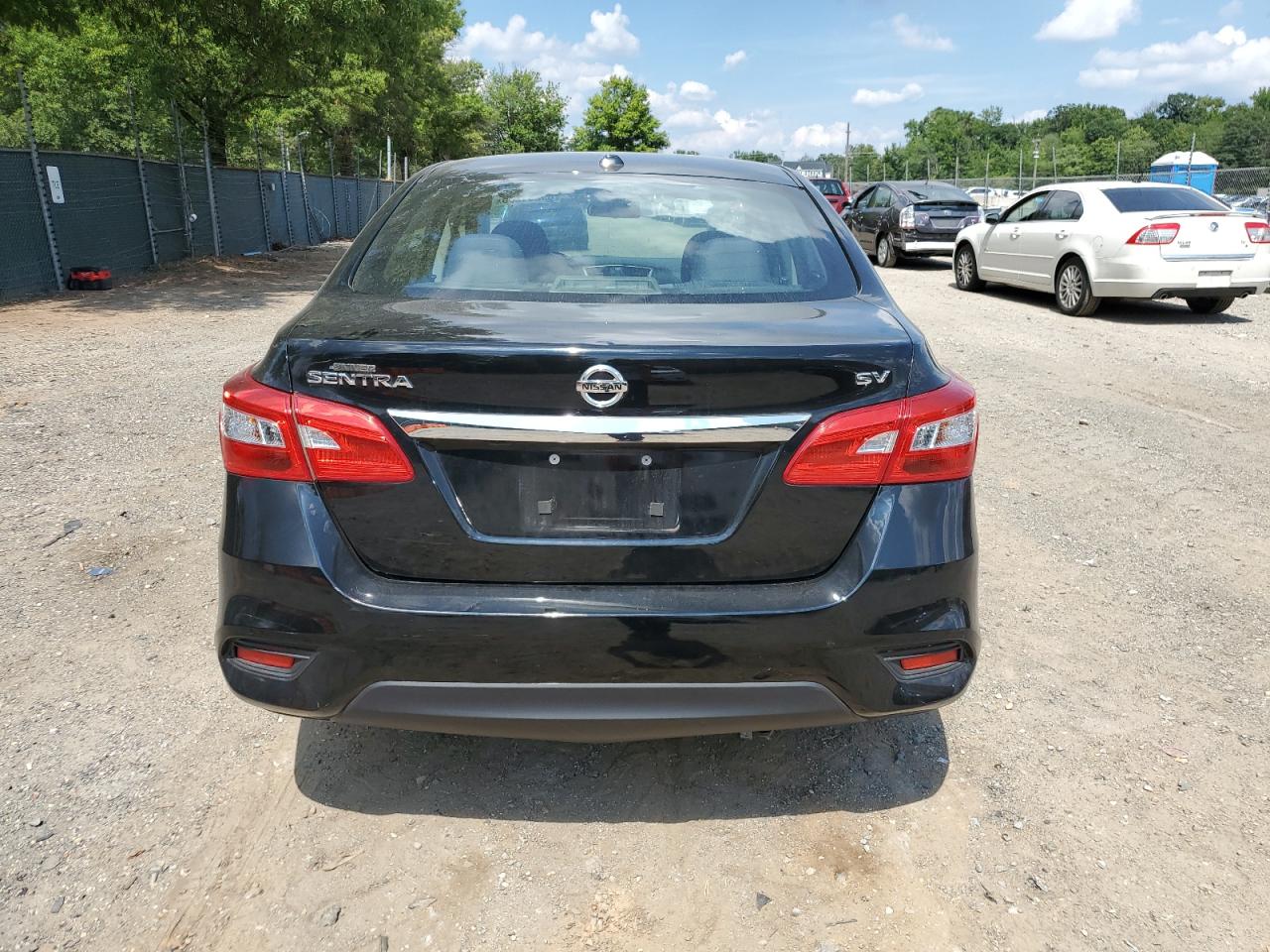 2018 Nissan Sentra S VIN: 3N1AB7AP7JL624761 Lot: 69291265