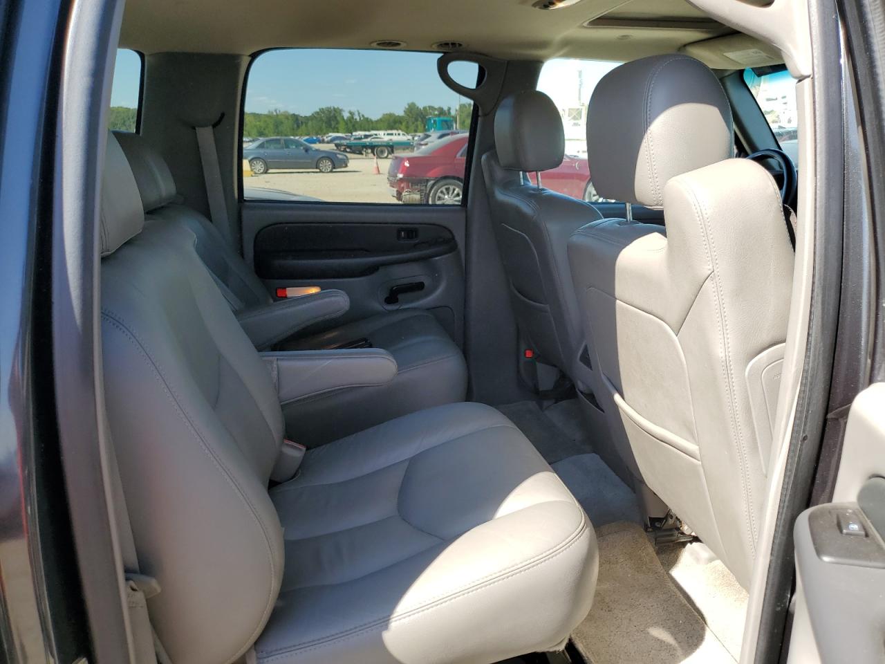 2003 Chevrolet Suburban K1500 VIN: 3GNFK16Z03G179485 Lot: 70593555