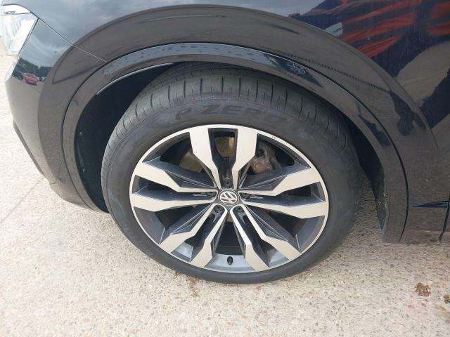 2019 VOLKSWAGEN TOUAREG V6
