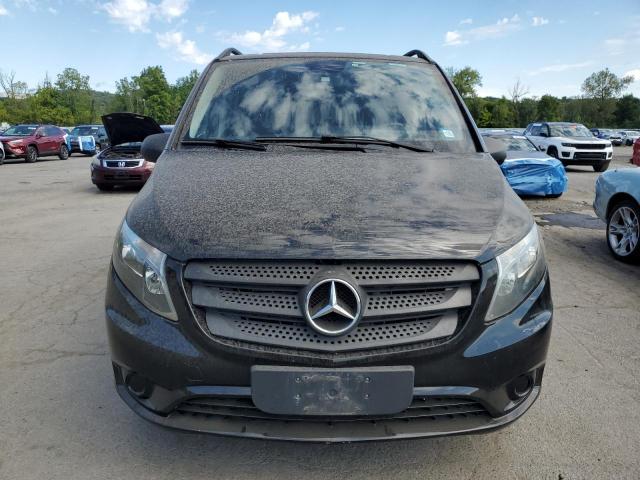  MERCEDES-BENZ METRIS 2017 Черный