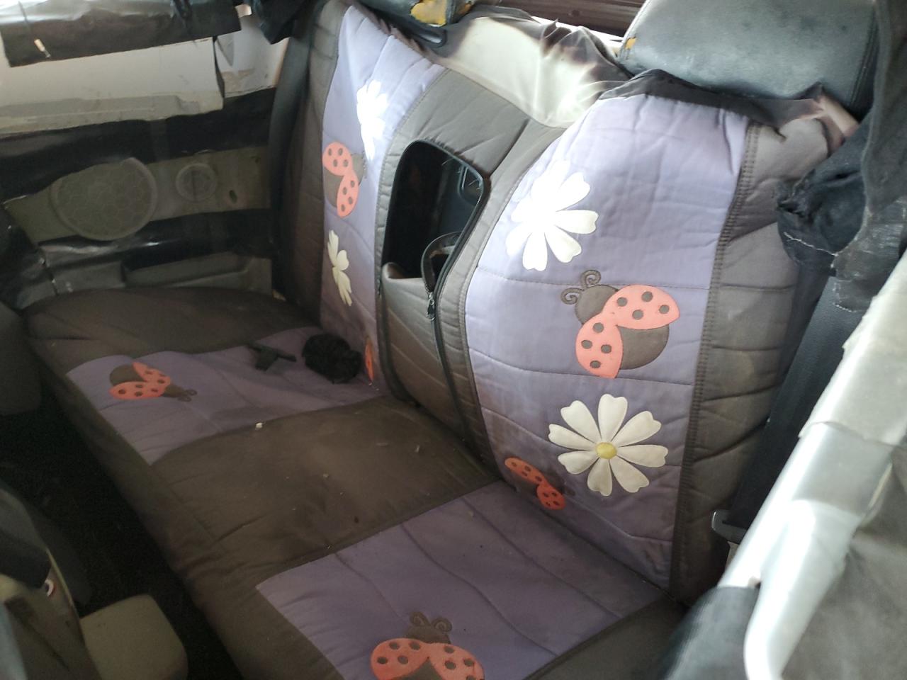 2004 Volkswagen New Beetle Gls VIN: 3VWCM31Y64M318339 Lot: 70225965