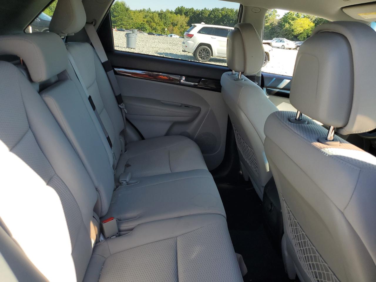 2011 Kia Sorento Base VIN: 5XYKT3A15BG155892 Lot: 69001455