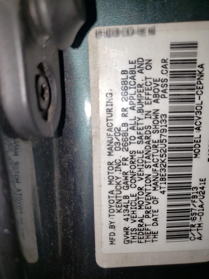 2002 Toyota Camry Le VIN: 4T1BE32K52U579133 Lot: 70431155