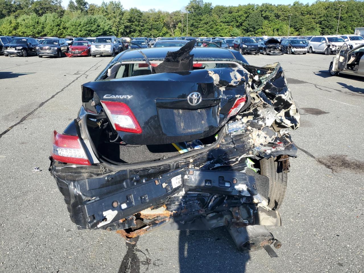 2010 Toyota Camry Base VIN: 4T4BF3EK5AR084153 Lot: 70444095