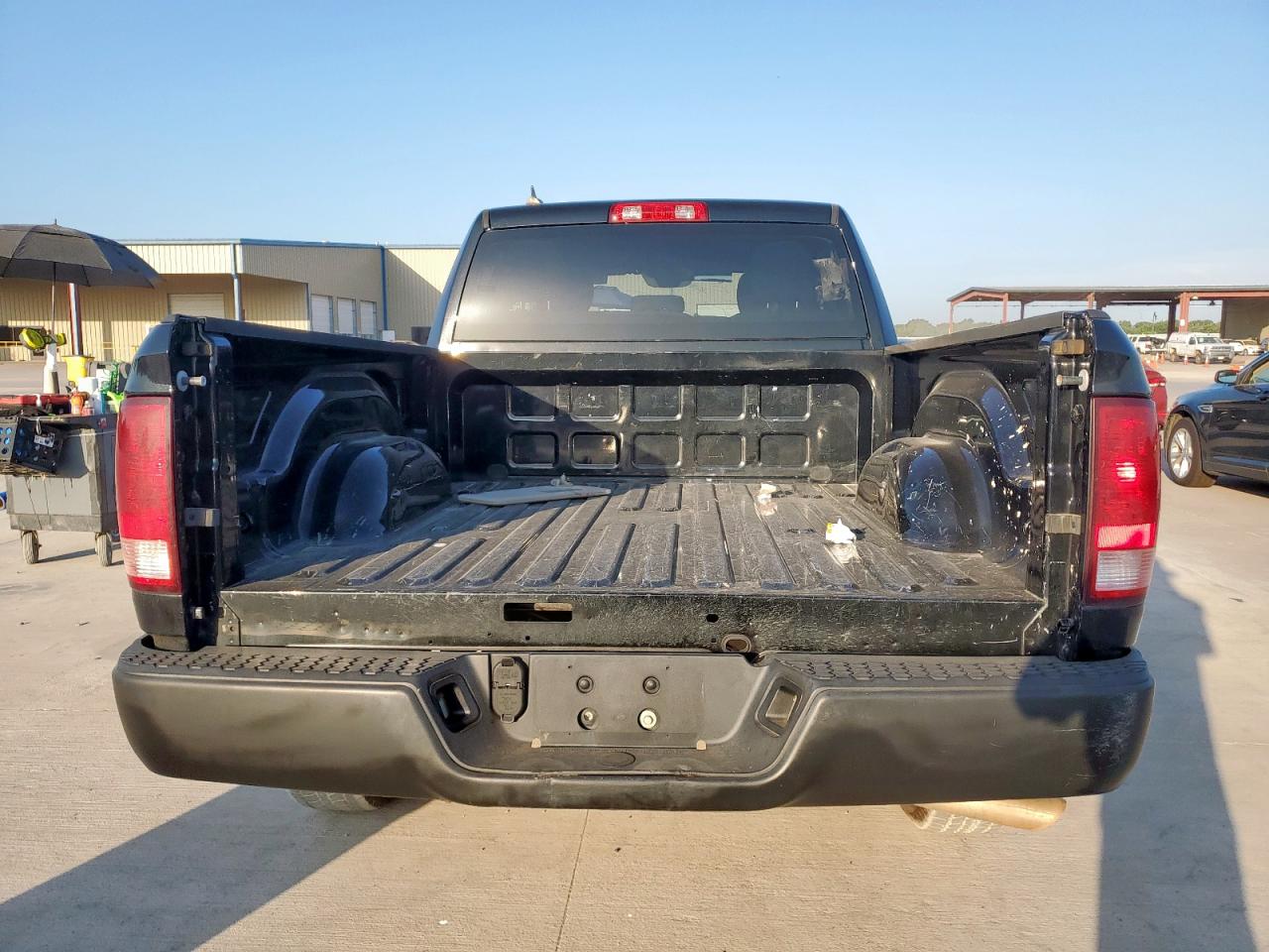 2021 Ram 1500 Classic Tradesman VIN: 1C6RR6FG1MS580624 Lot: 69260545