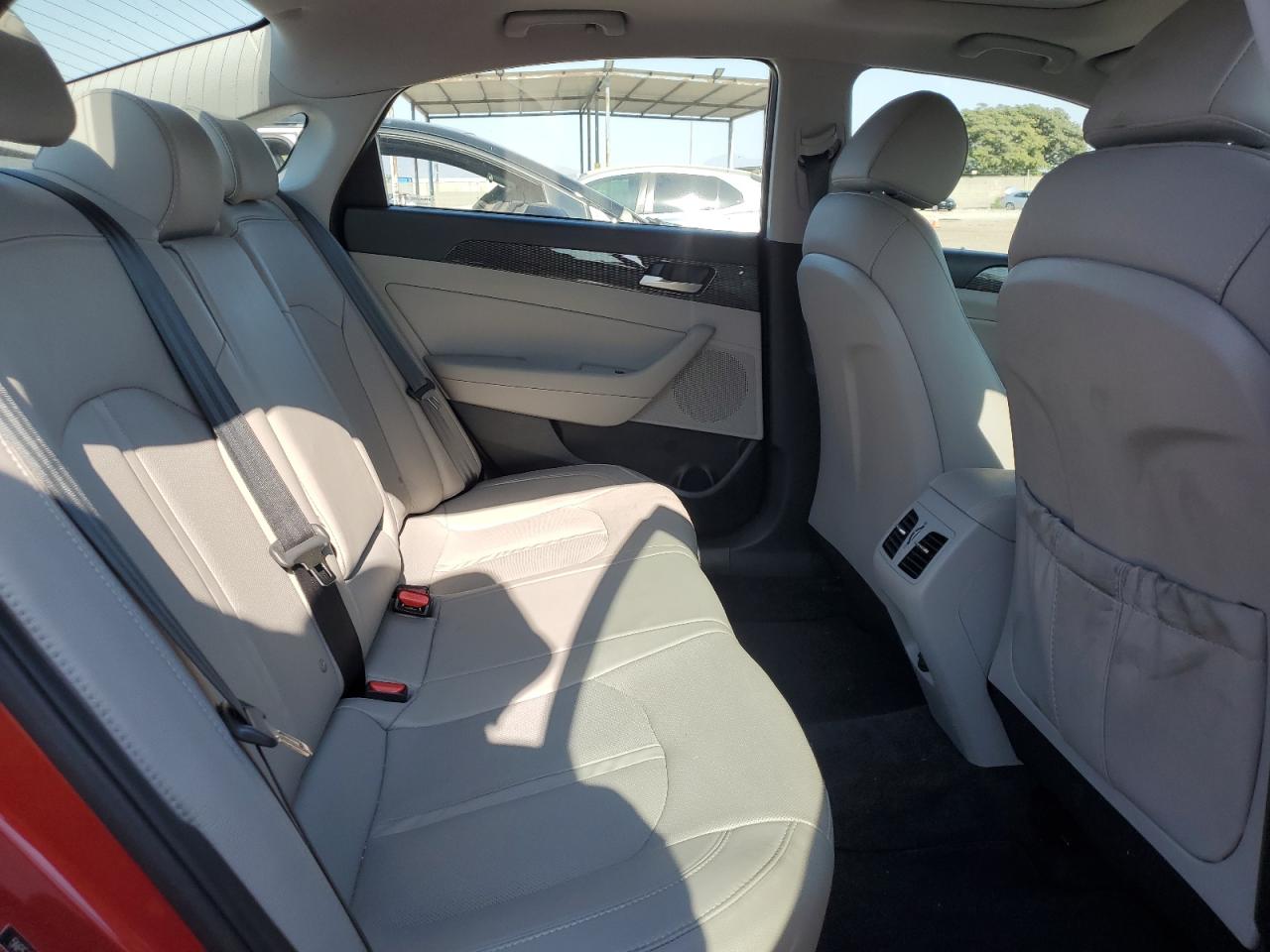 2018 Hyundai Sonata Sport VIN: 5NPE34AF6JH671135 Lot: 68767795