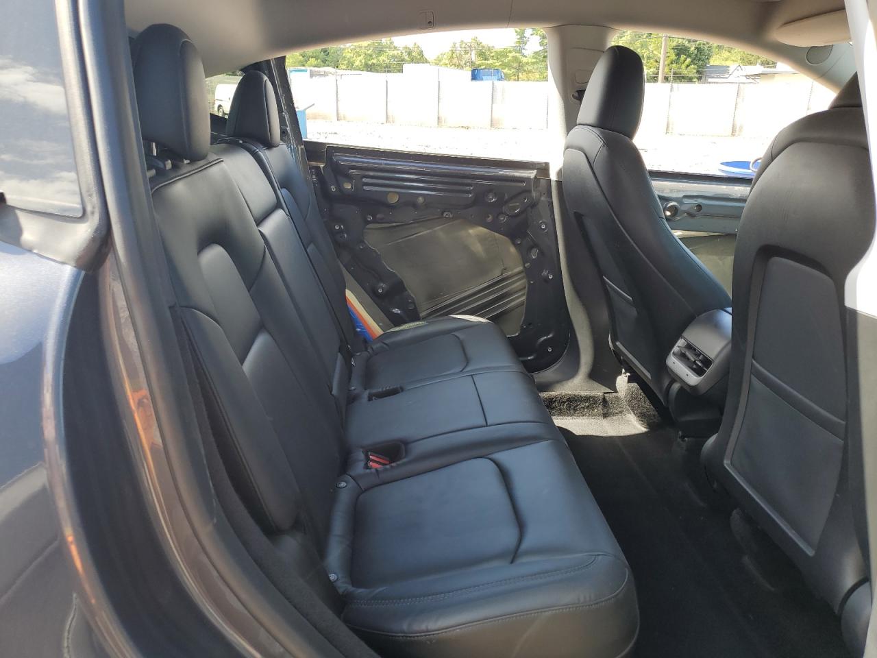 2023 Tesla Model Y VIN: 7SAYGDEE1PA192096 Lot: 69398625