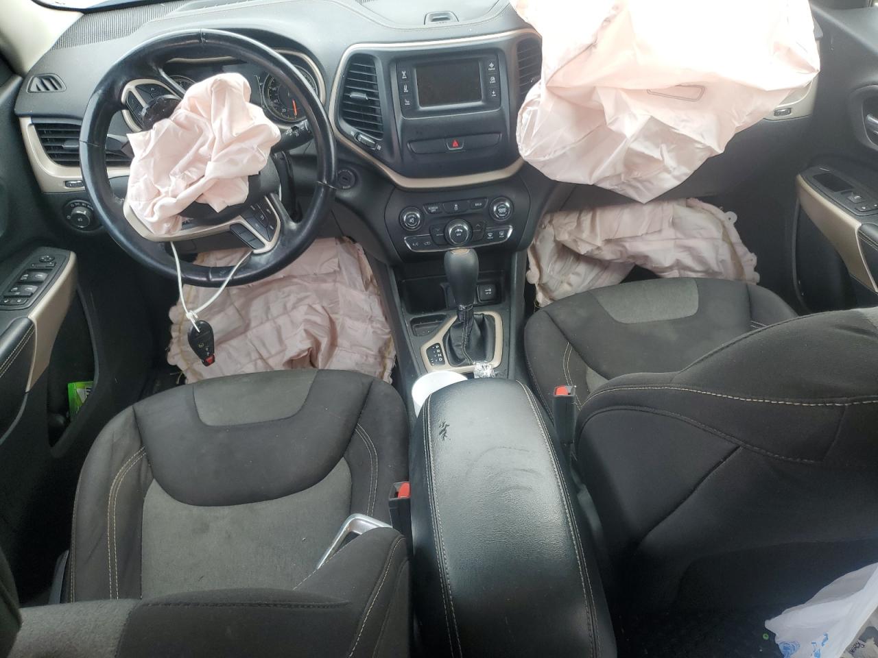 2018 Jeep Cherokee Latitude VIN: 1C4PJLCB2JD595339 Lot: 70696945