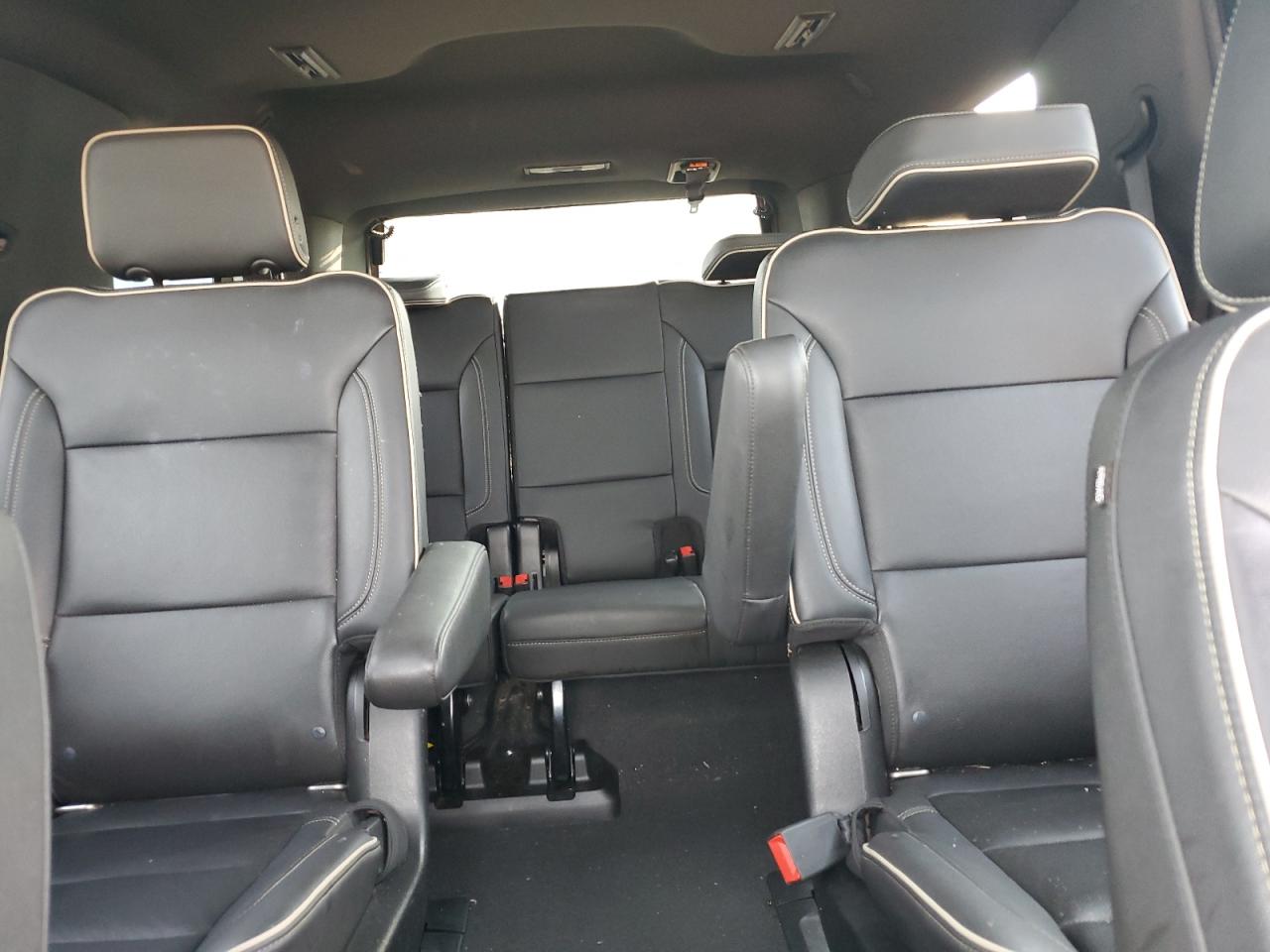 2021 GMC Yukon Slt VIN: 1GKS2BKD0MR195179 Lot: 67571955