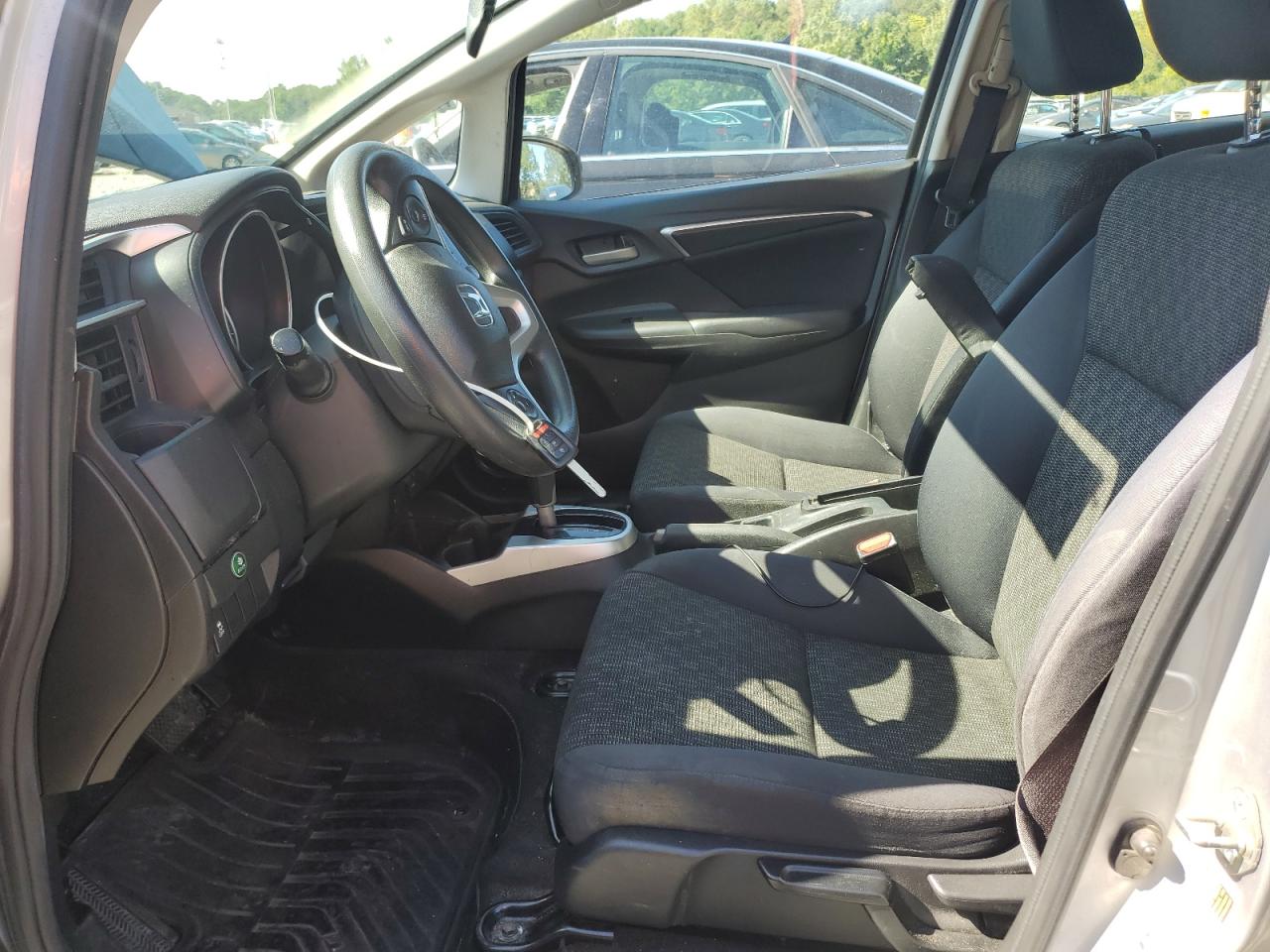 2017 Honda Fit Lx VIN: JHMGK5H50HS015280 Lot: 70681995