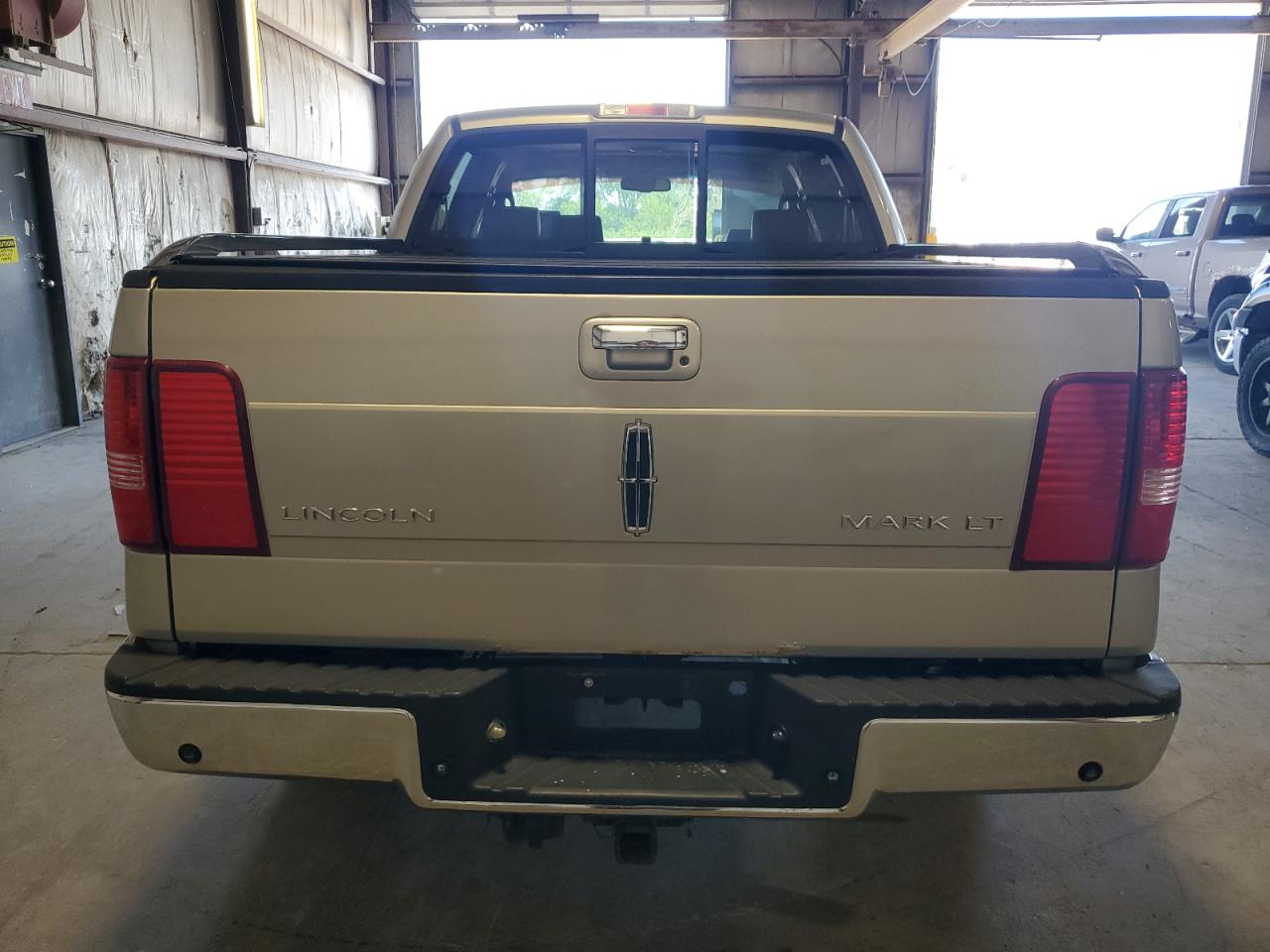 2006 Lincoln Mark Lt VIN: 5LTPW18516FJ25014 Lot: 68763945