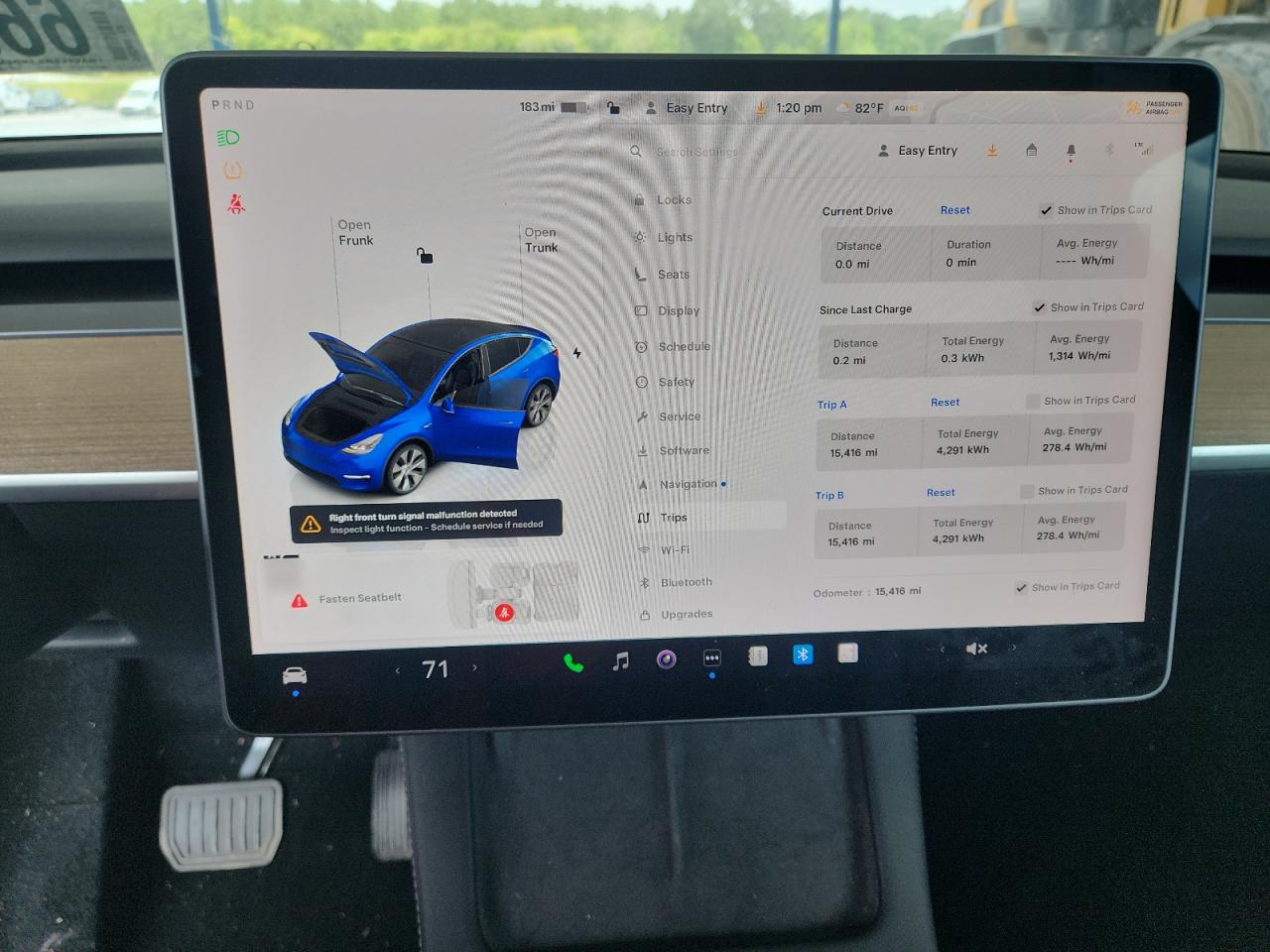 2024 Tesla Model Y VIN: 7SAYGDEE5RA217973 Lot: 66594085