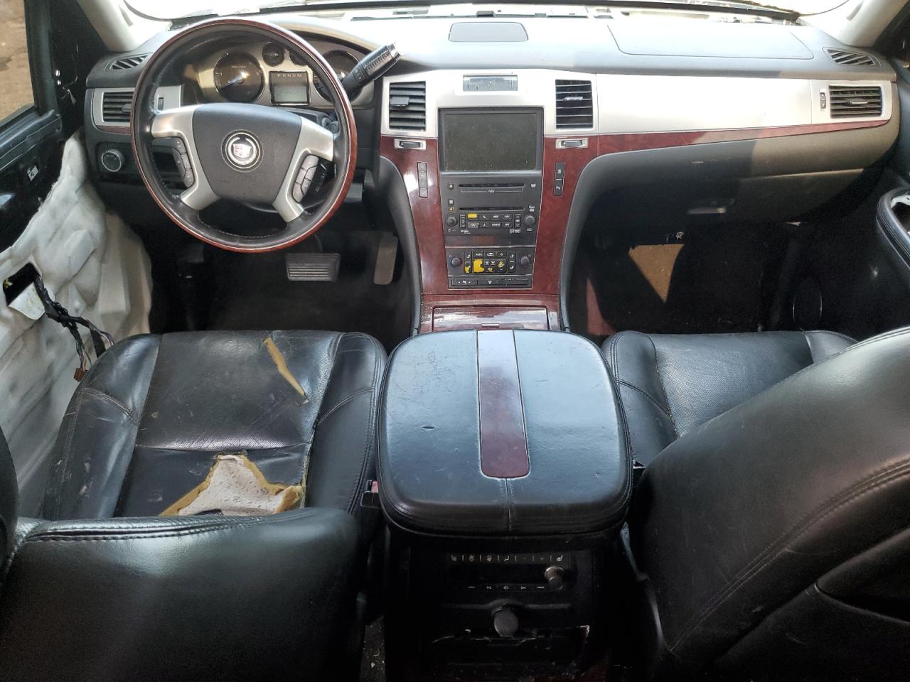 2007 Cadillac Escalade Luxury VIN: 1GYFK63827R346947 Lot: 65611905