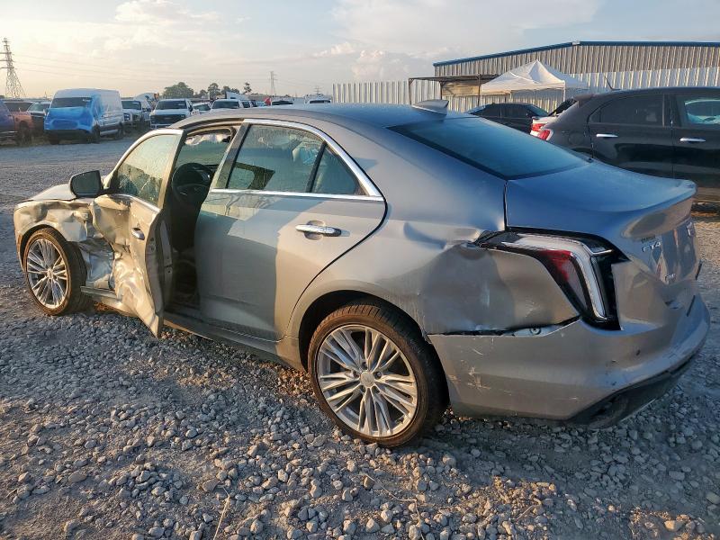  CADILLAC CT4 2023 Серебристый
