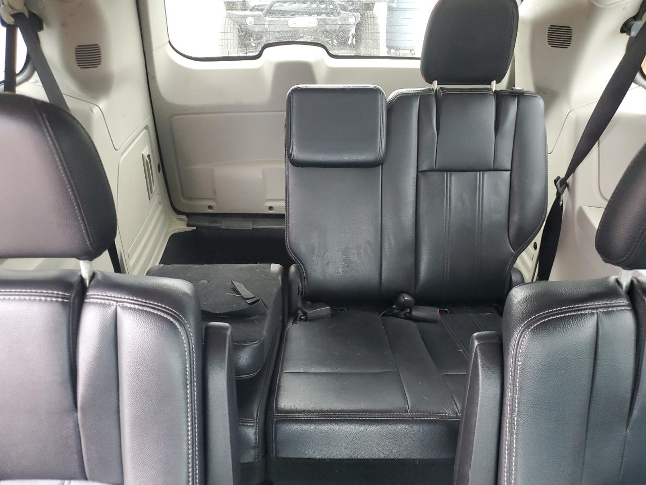 2013 Chrysler Town & Country Touring VIN: 2C4RC1BG6DR689553 Lot: 69293775