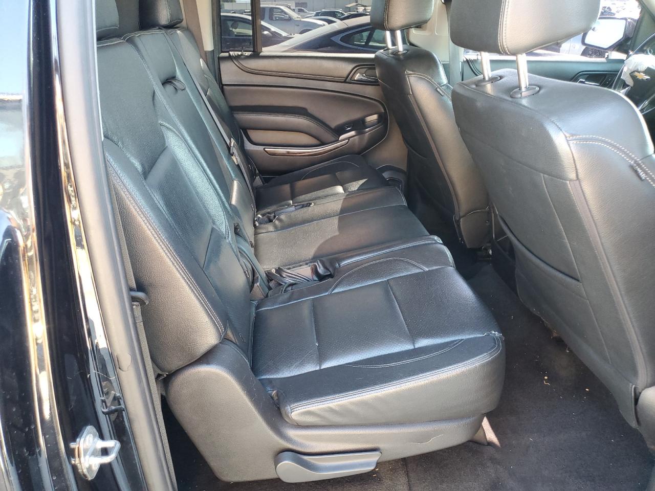 2018 Chevrolet Suburban C1500 Ls VIN: 1GNSCGKC8JR184611 Lot: 69977485