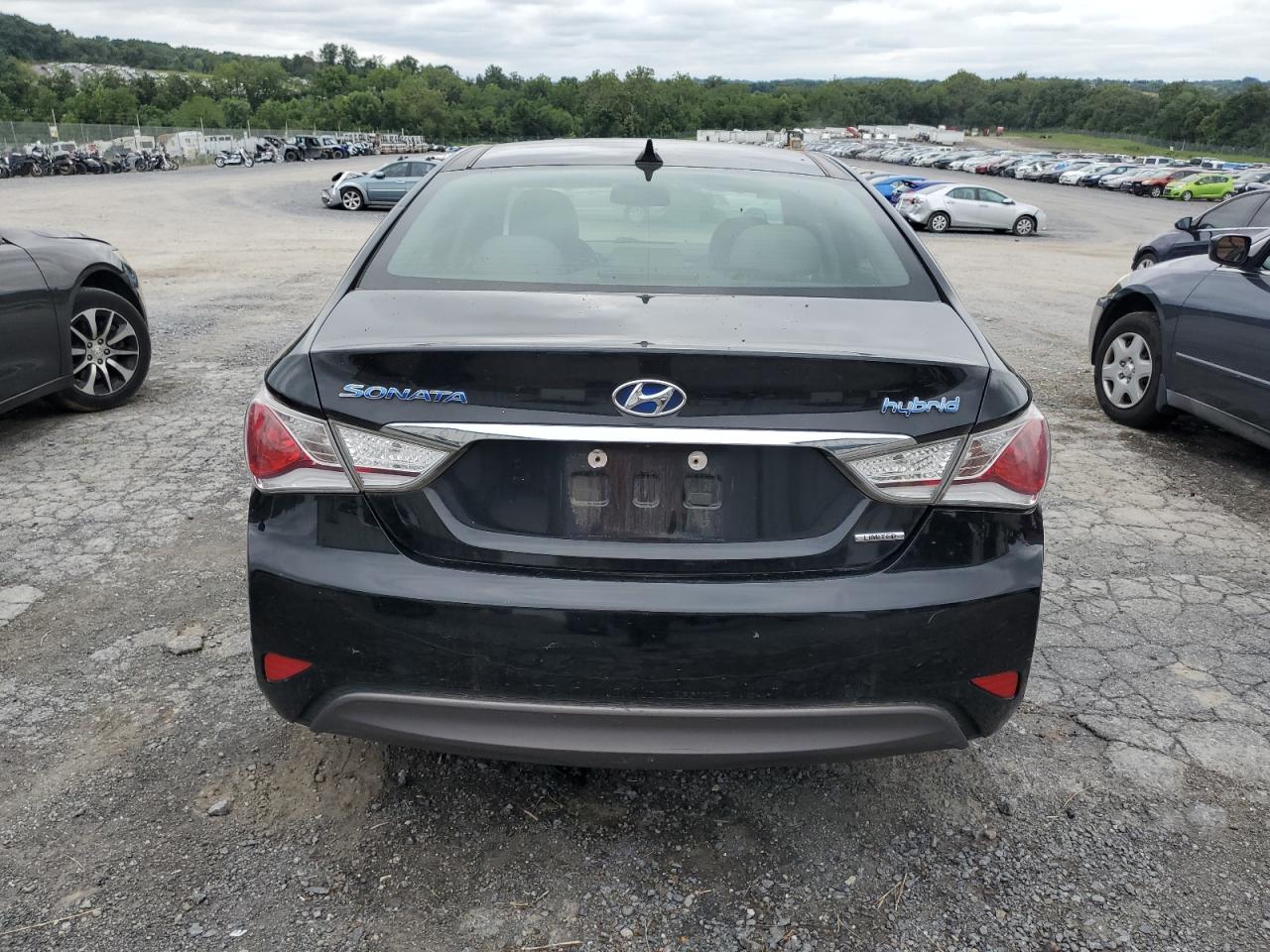 2015 Hyundai Sonata Hybrid VIN: KMHEC4A46FA123046 Lot: 69962135