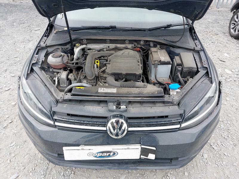 2018 VOLKSWAGEN GOLF S TSI BMT 