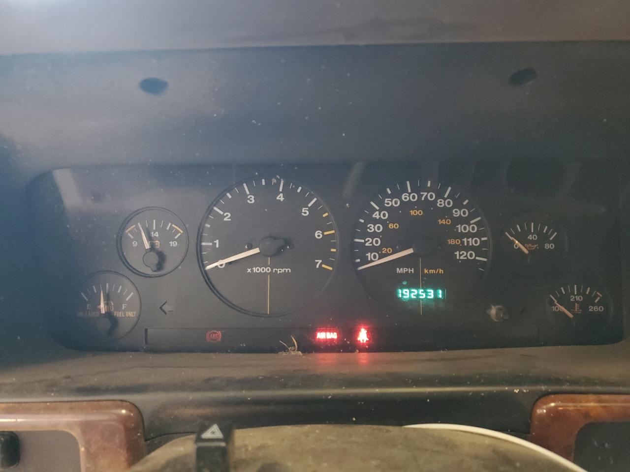 1998 Jeep Grand Cherokee Laredo VIN: 1J4GZ58S6WC353237 Lot: 70574895