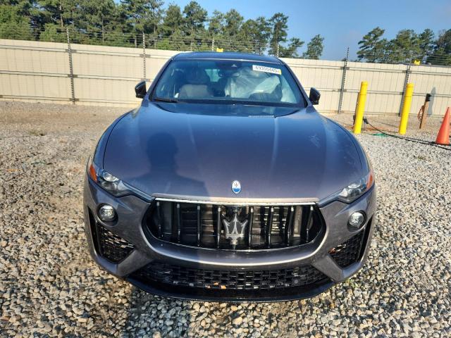  MASERATI LEVANTE MO 2023 Угольный