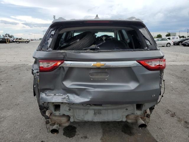  CHEVROLET TRAVERSE 2018 Серый