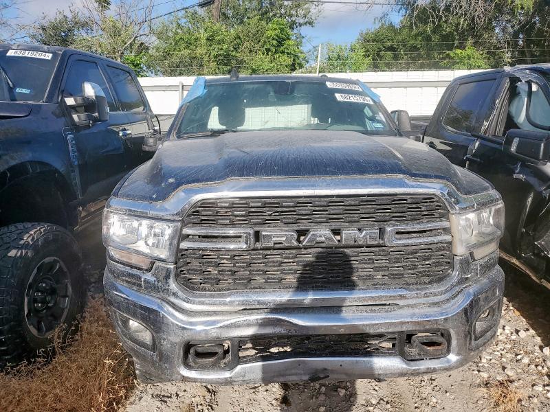  RAM 2500 2024 Granatowy