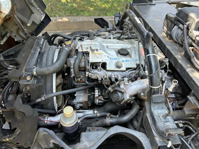 2008 MITSUBISHI FUSO TRUCK OF AMERICA INC FE 85D  