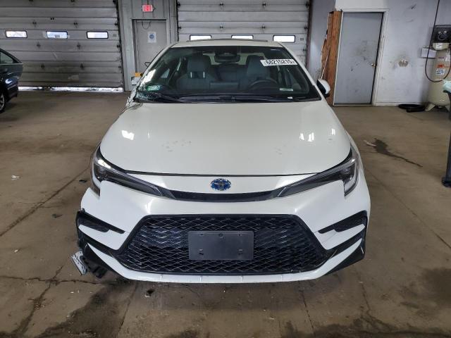  TOYOTA COROLLA 2024 Белы