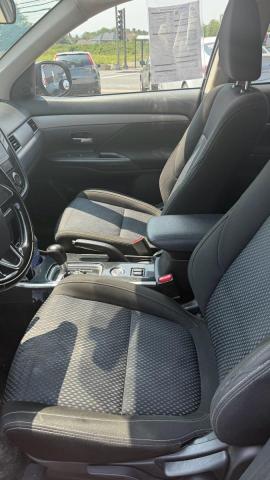 2018 MITSUBISHI OUTLANDER ES  