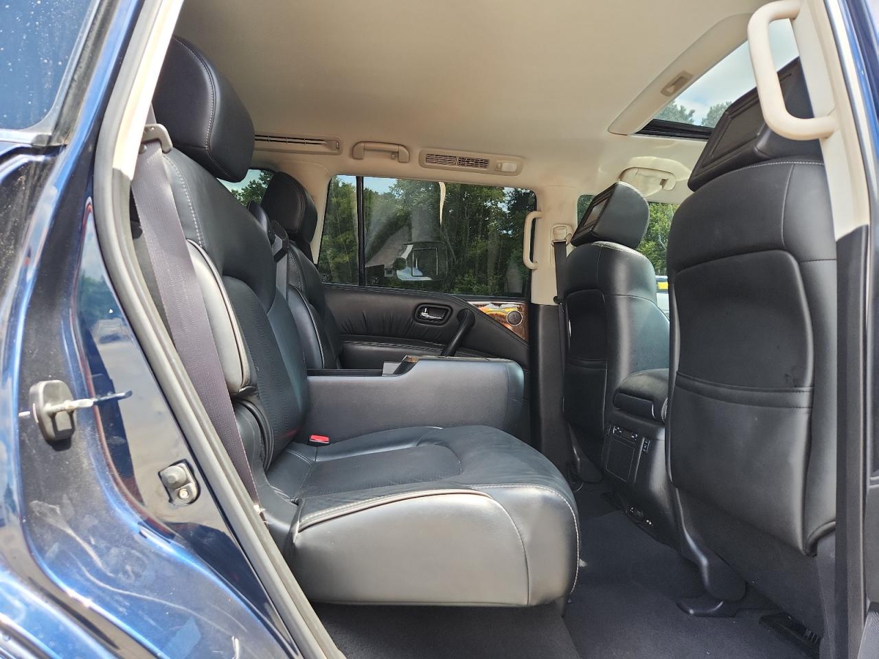 2017 Infiniti Qx80 Base VIN: JN8AZ2NE5H9153107 Lot: 70640405