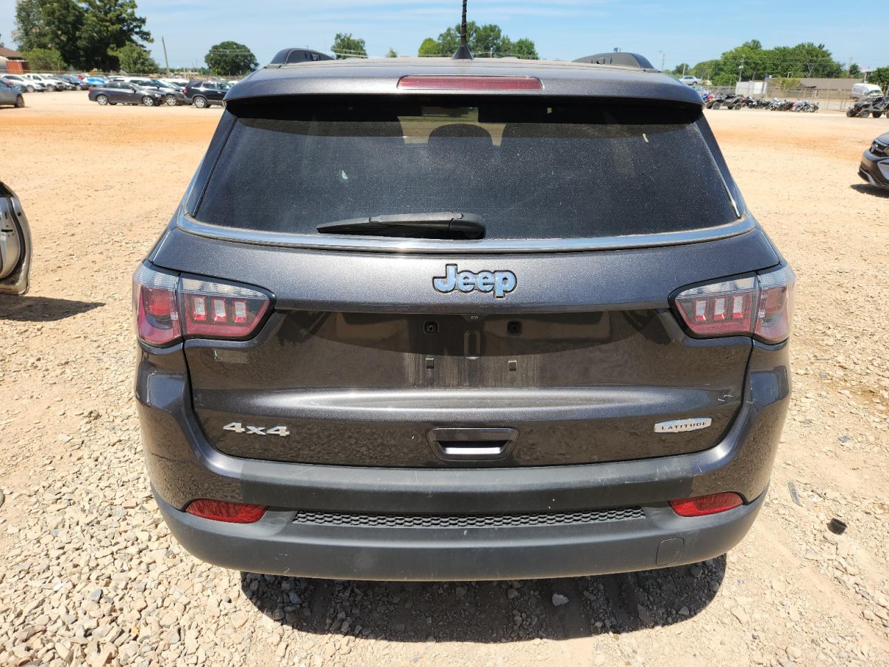 2019 Jeep Compass Latitude VIN: 3C4NJDBB0KT767457 Lot: 70098395