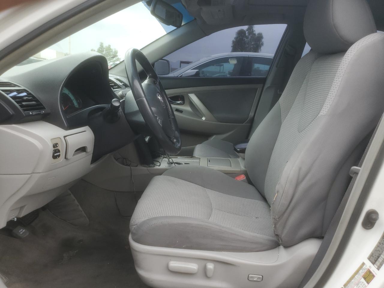 2009 Toyota Camry Base VIN: 4T1BE46K69U897353 Lot: 70193835